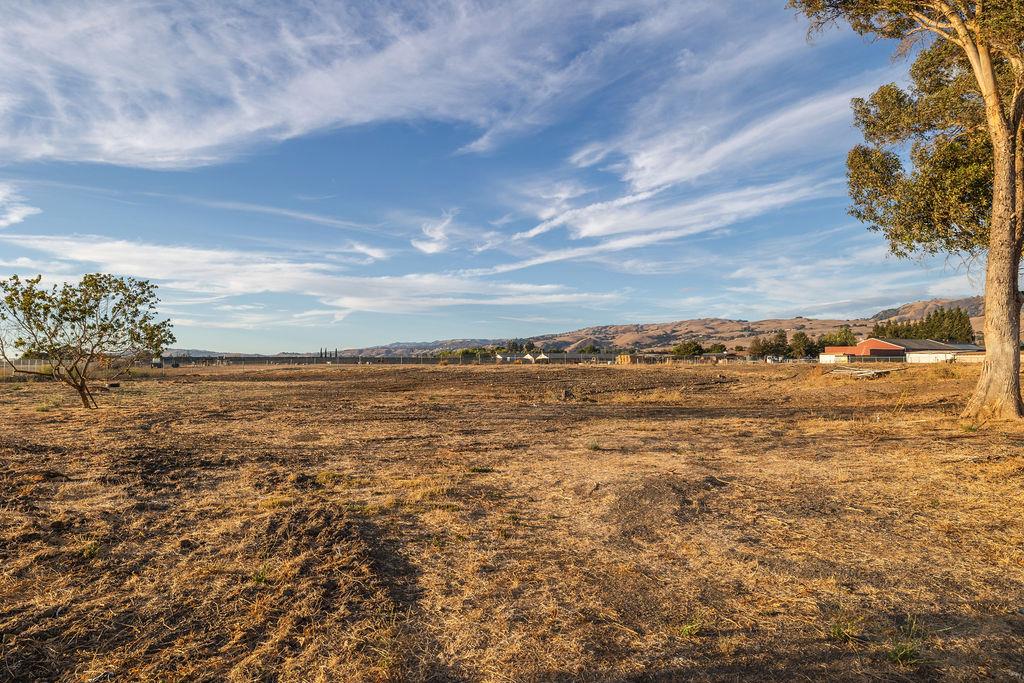 12835 Columbet, Gilroy, CA 95046