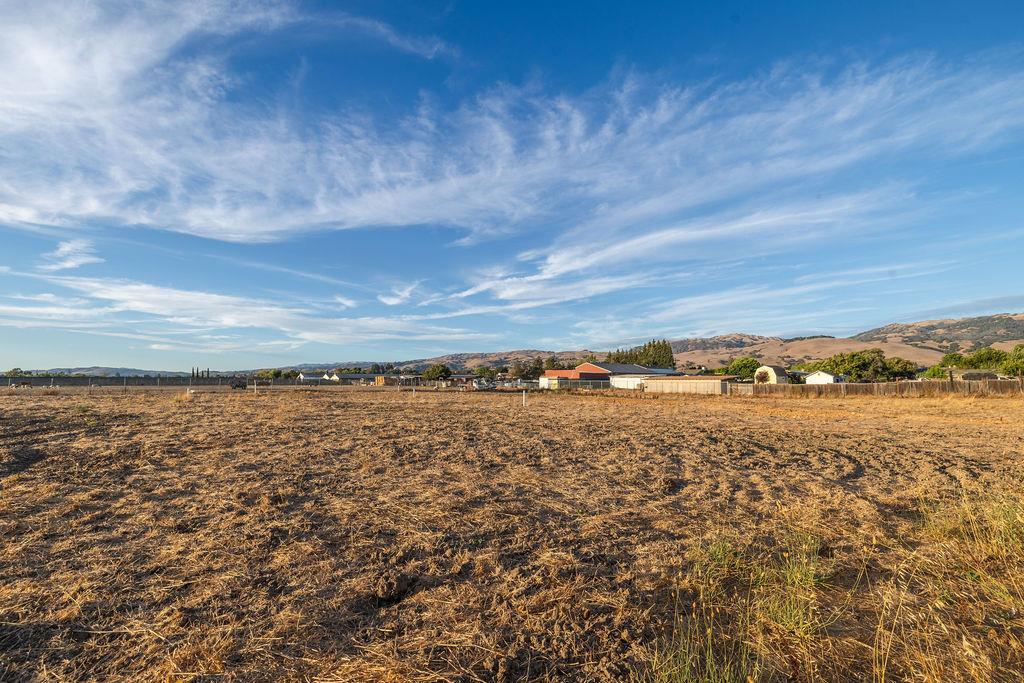 12835 Columbet, Gilroy, CA 95046