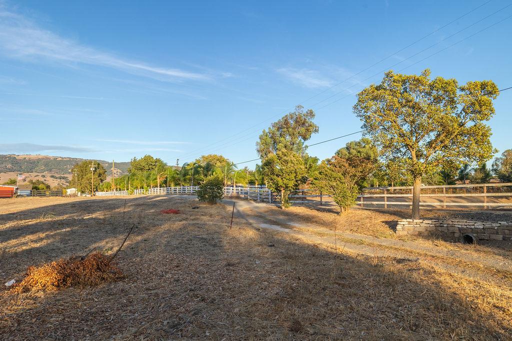 12835 Columbet, Gilroy, CA 95046