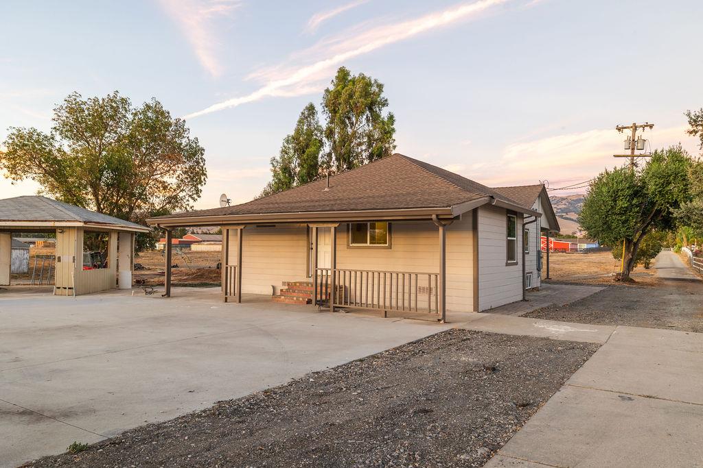 12835 Columbet, Gilroy, CA 95046