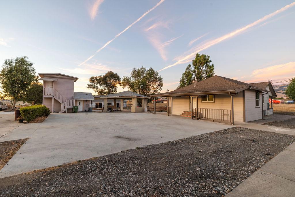 12835 Columbet, Gilroy, CA 95046