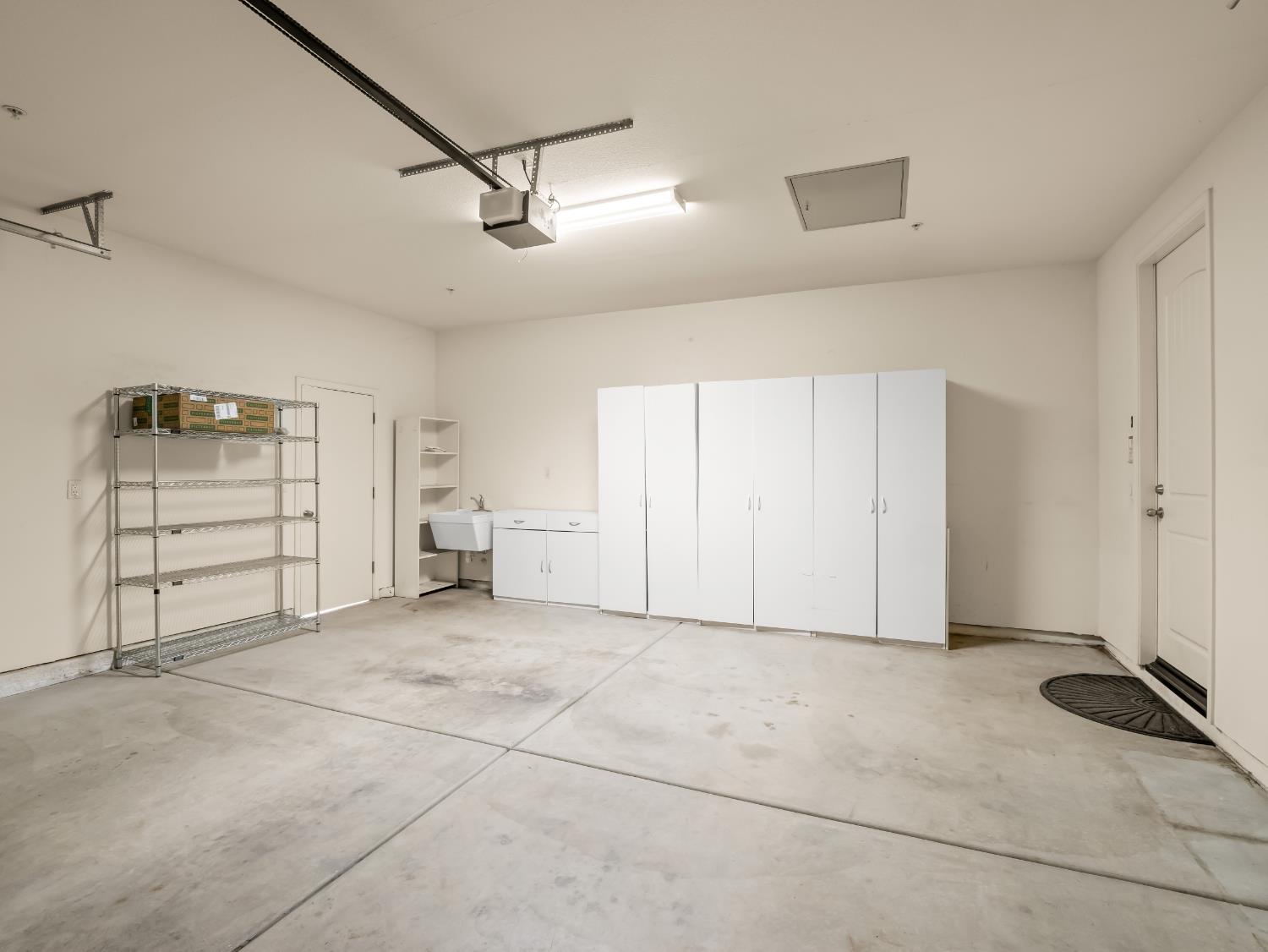 2181 W Juliet Way, Fresno, CA 93711