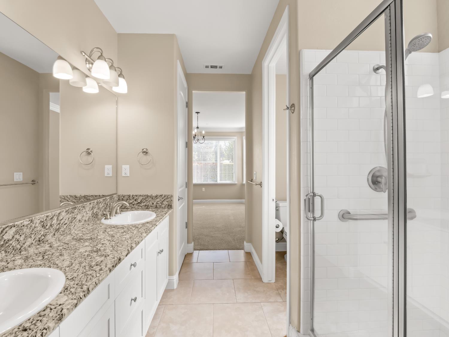 2181 W Juliet Way, Fresno, CA 93711