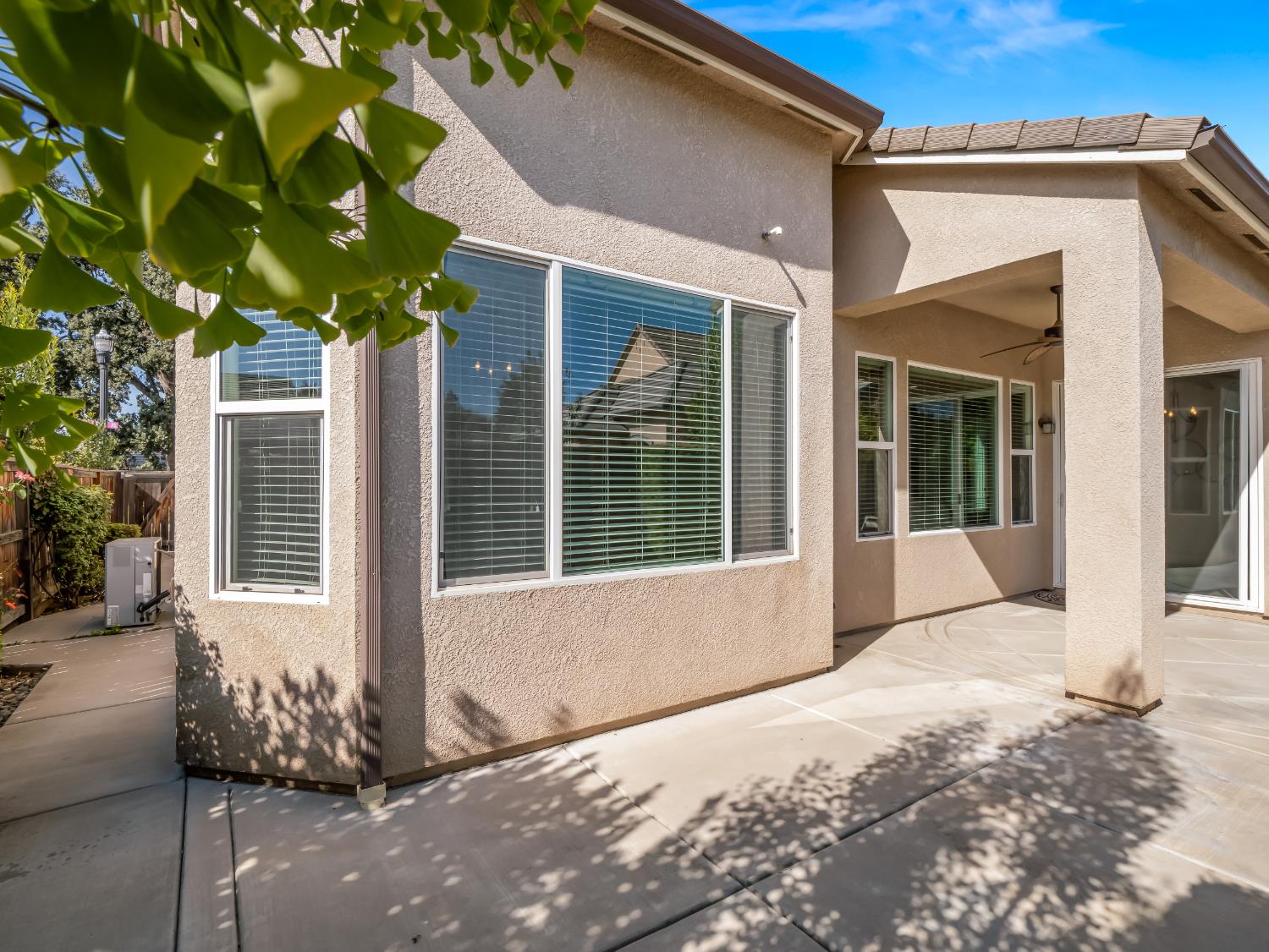 2181 W Juliet Way, Fresno, CA 93711