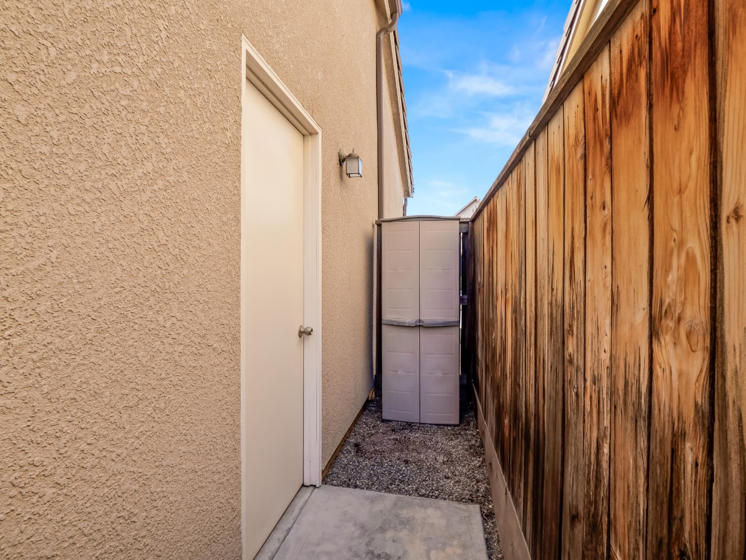 2181 W Juliet Way, Fresno, CA 93711