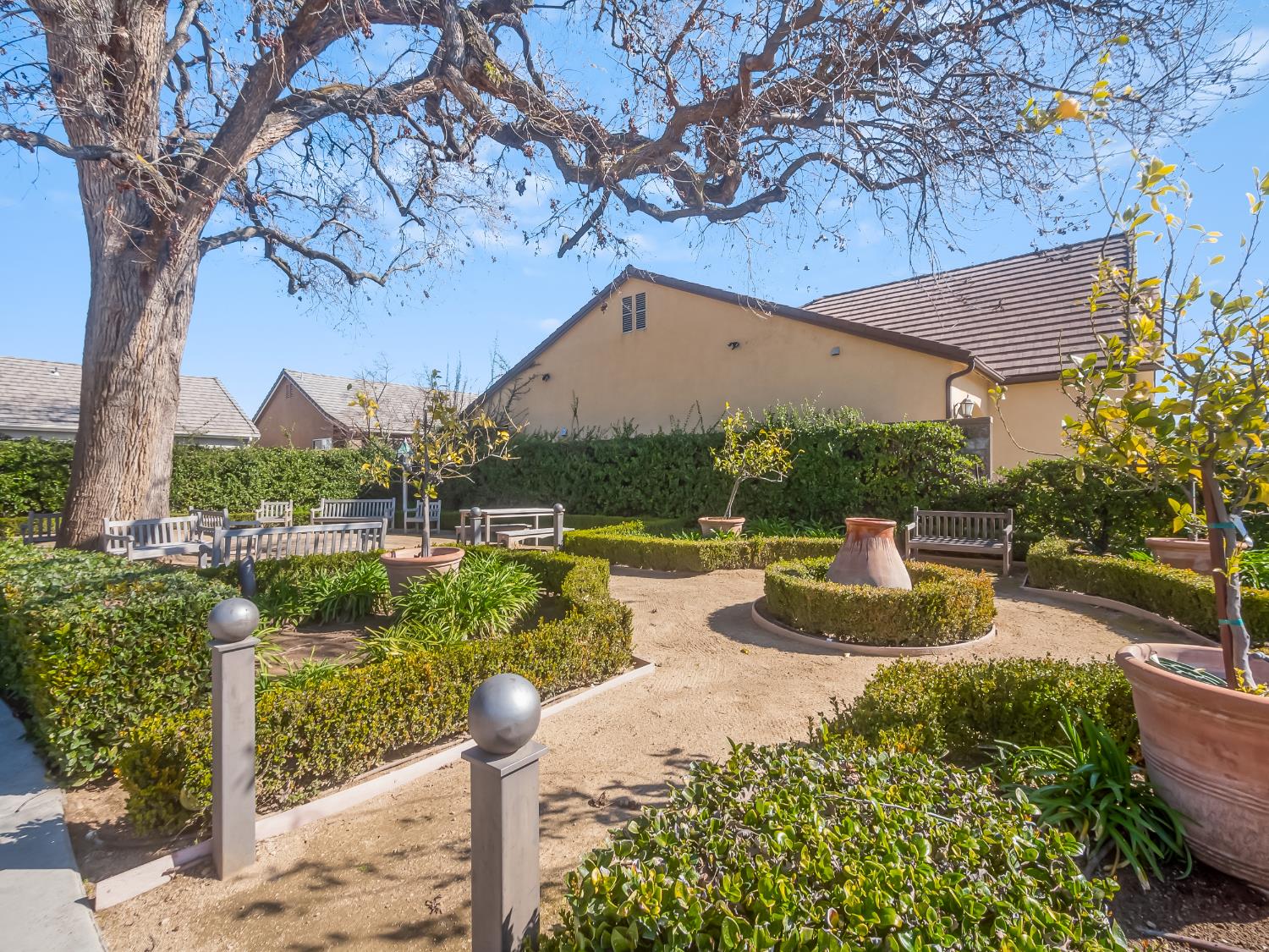 2181 W Juliet Way, Fresno, CA 93711