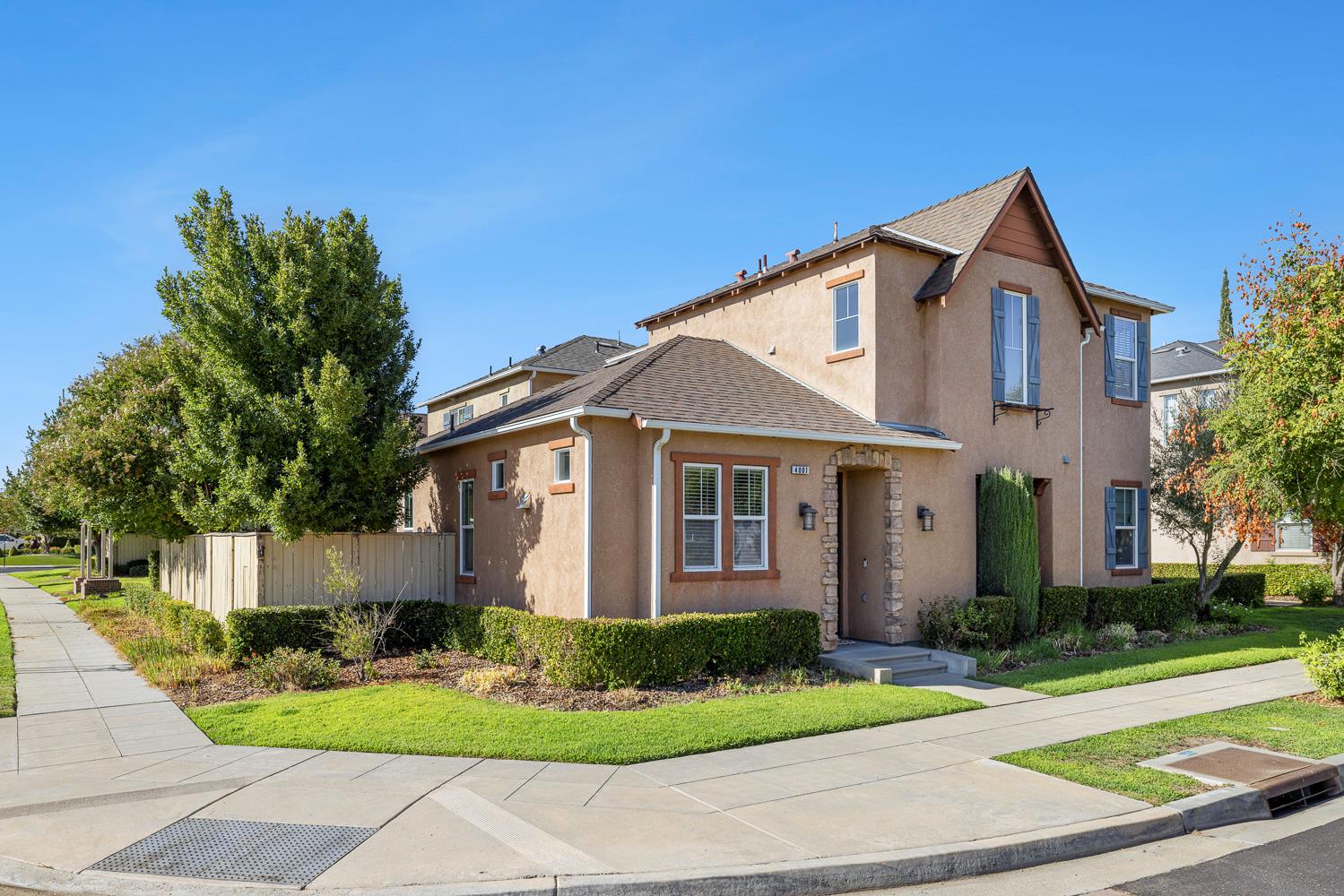 4001 Harlan Ranch Blvd, Clovis, CA 93619