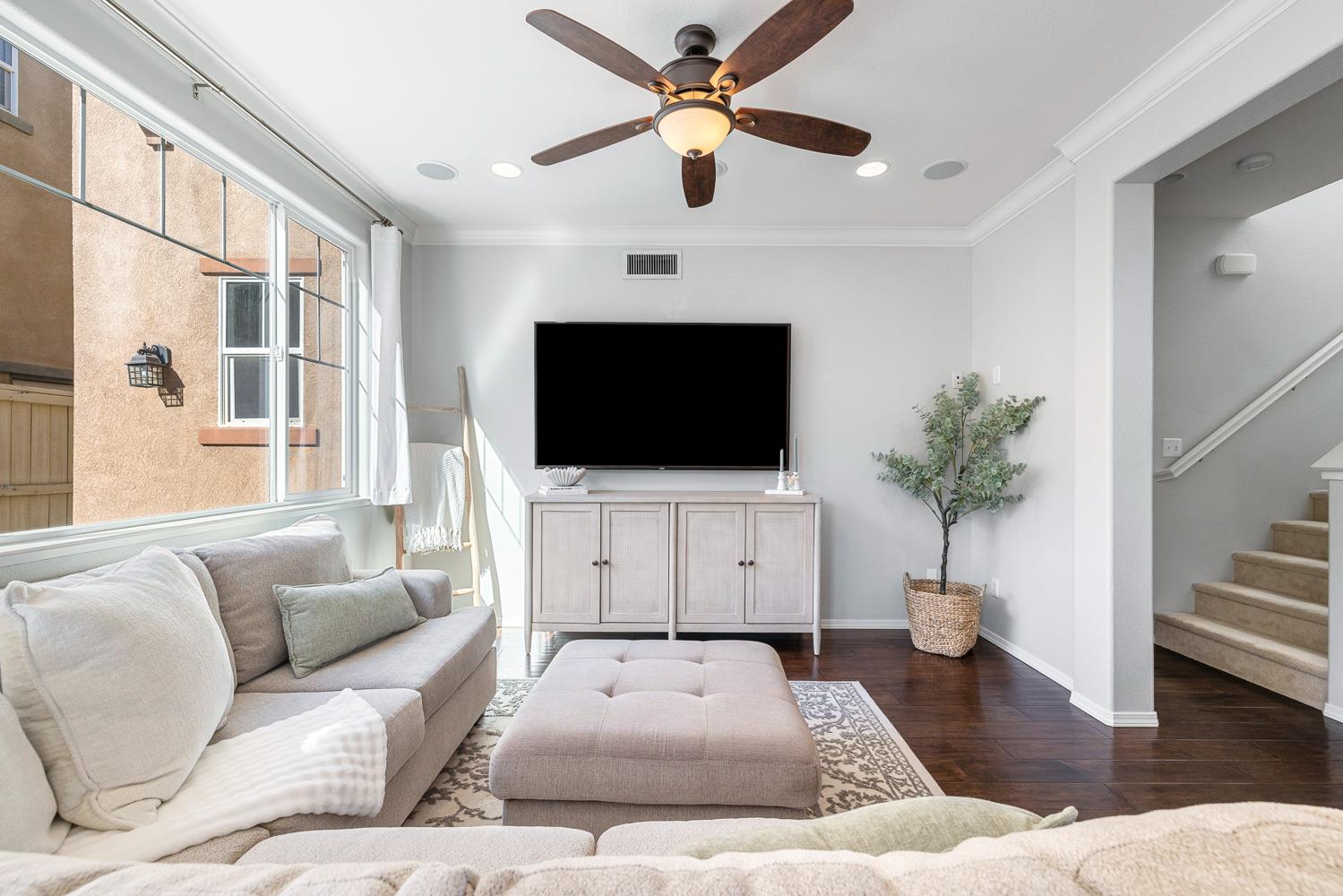 4001 Harlan Ranch Blvd, Clovis, CA 93619