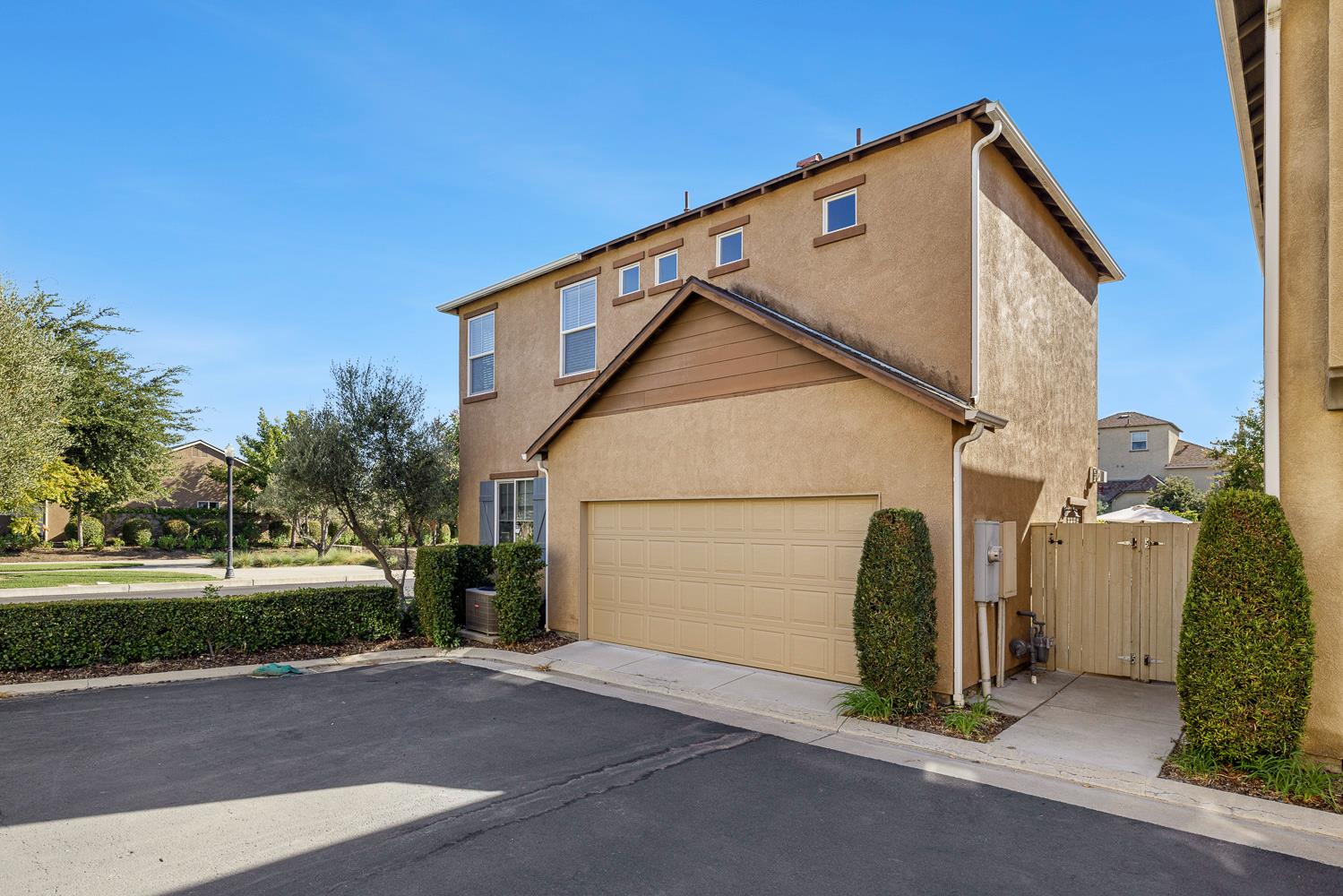 4001 Harlan Ranch Blvd, Clovis, CA 93619