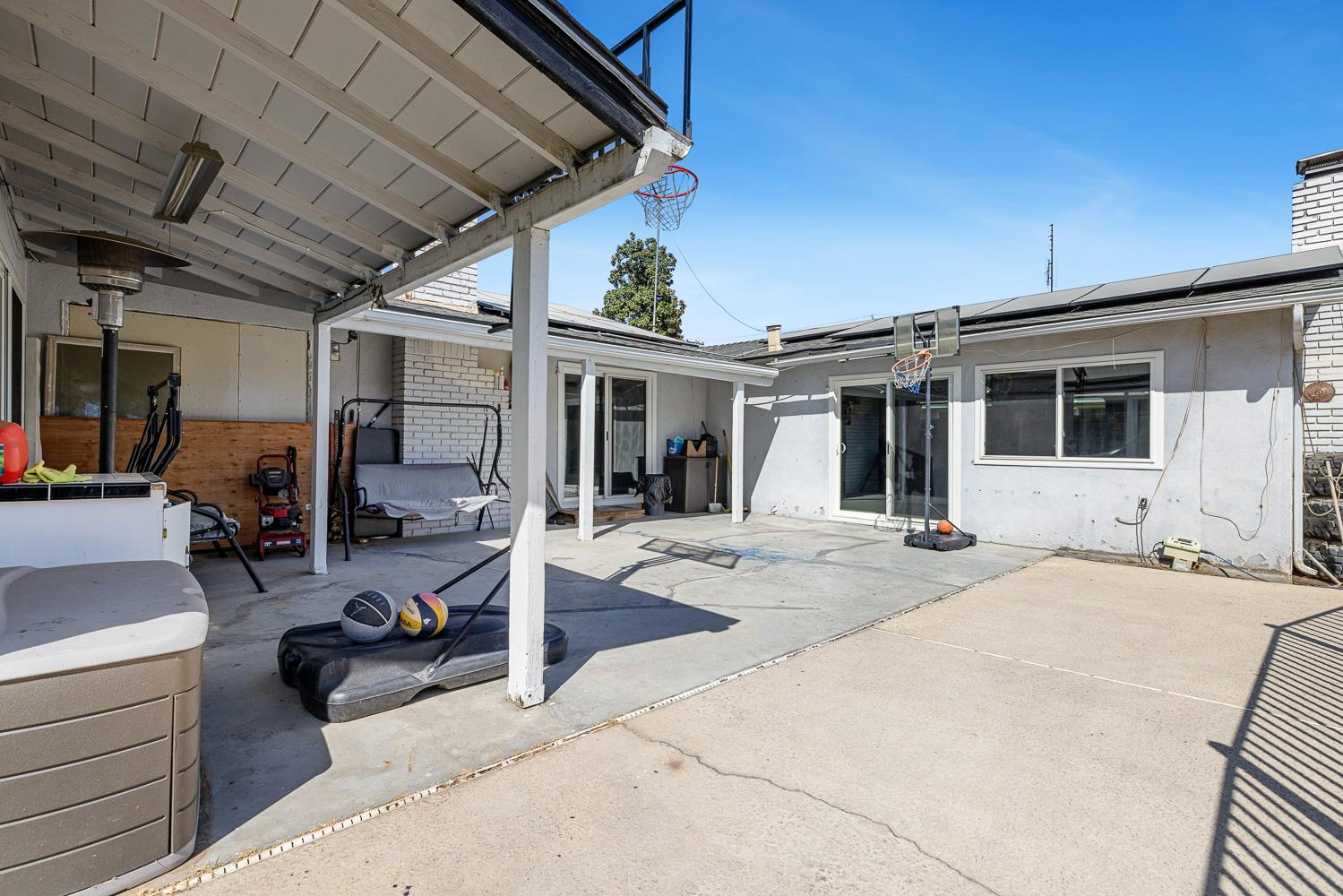 519 W Rialto Ave, Fresno, CA 93705
