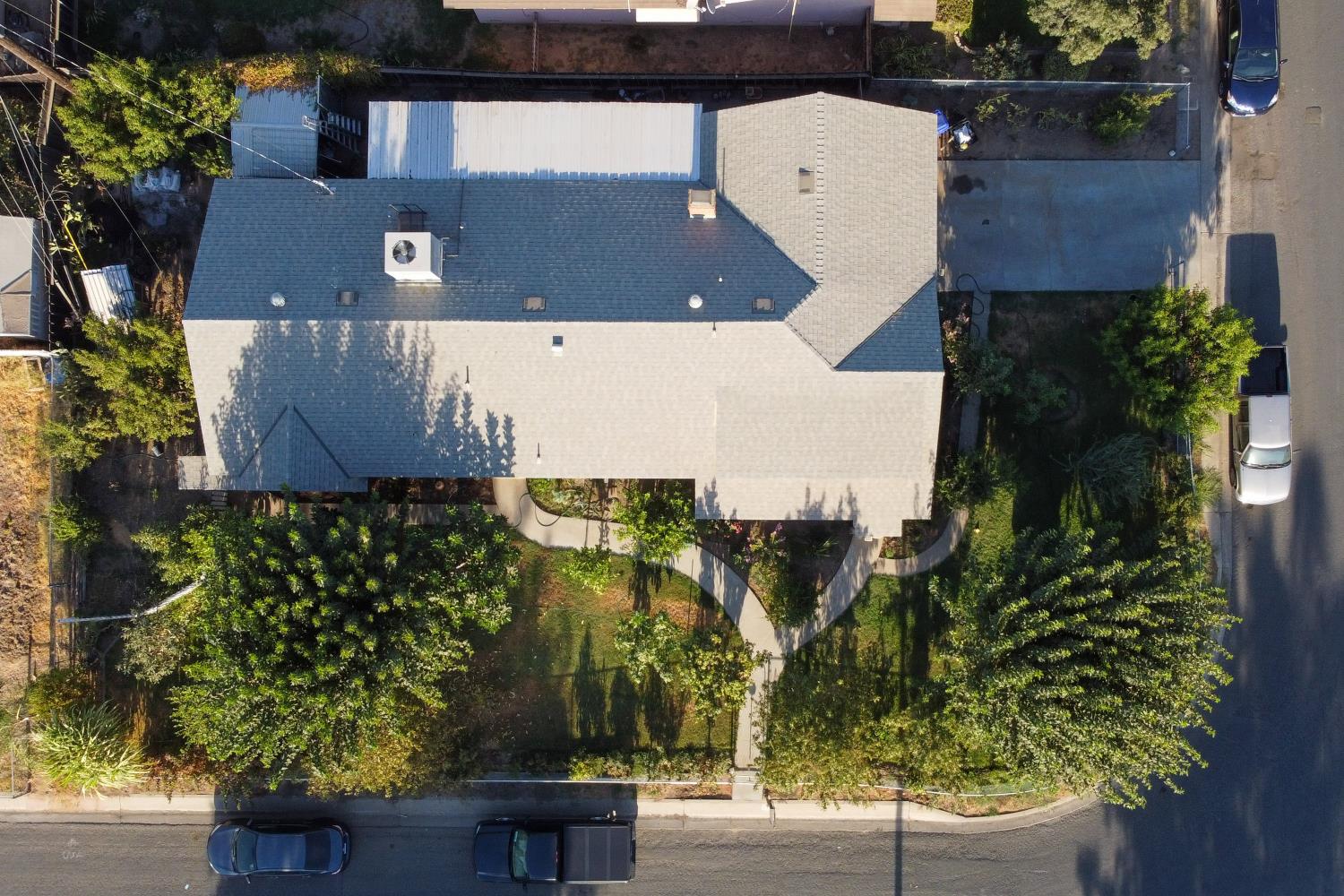 460 N Walch St, Porterville, CA 93257