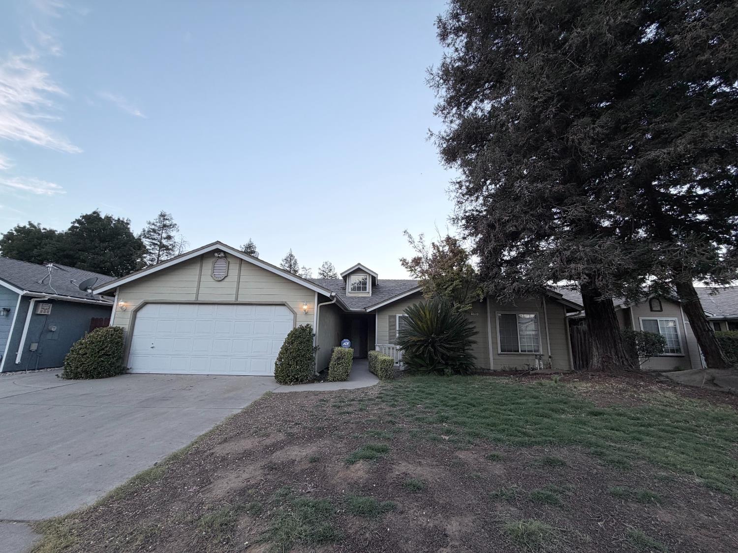 2253 N Katy Ave, Fresno, CA 93722