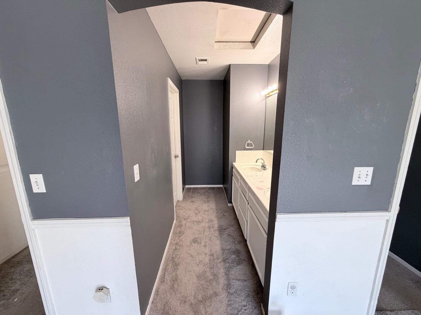2253 N Katy Ave, Fresno, CA 93722