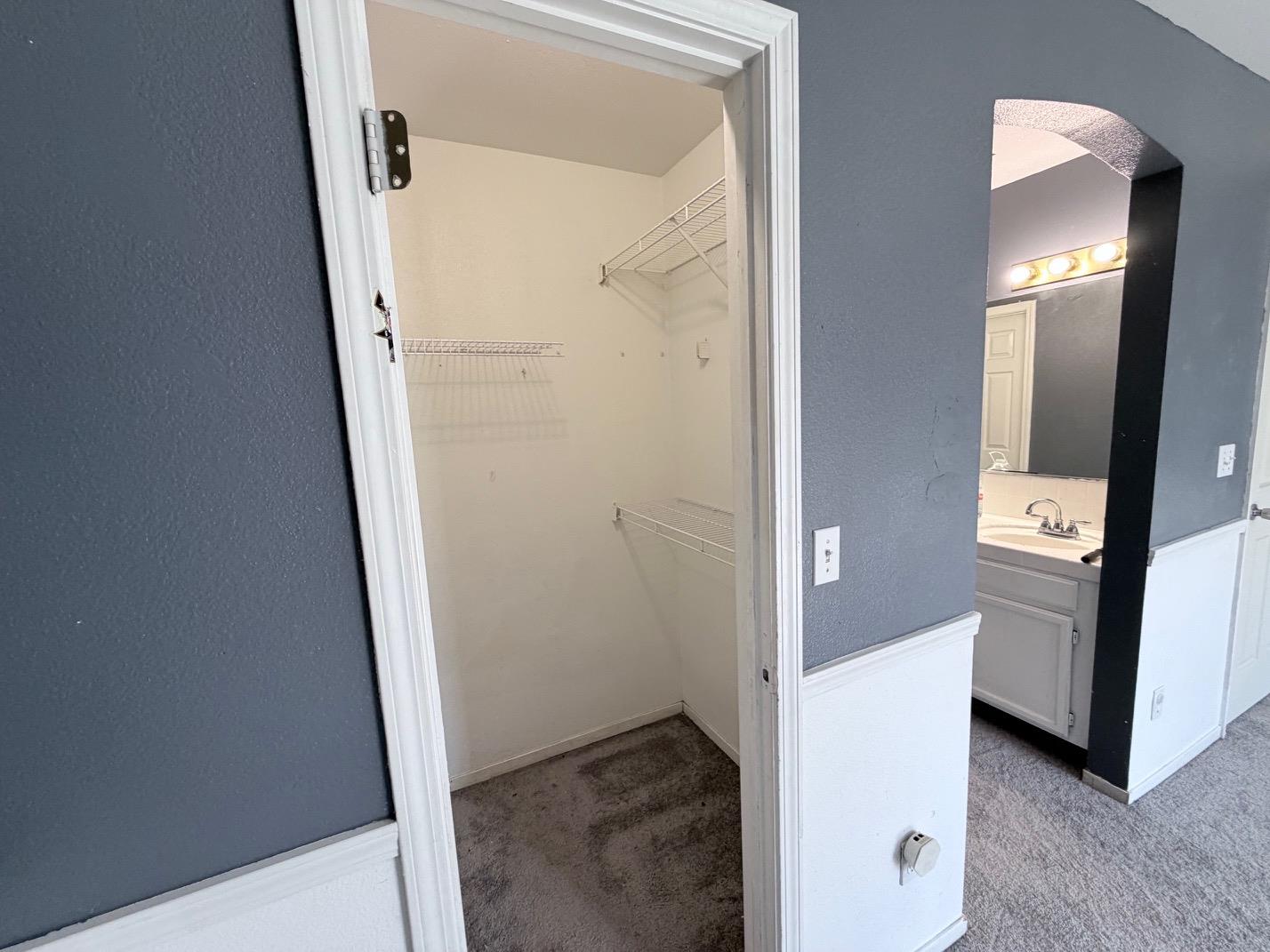 2253 N Katy Ave, Fresno, CA 93722
