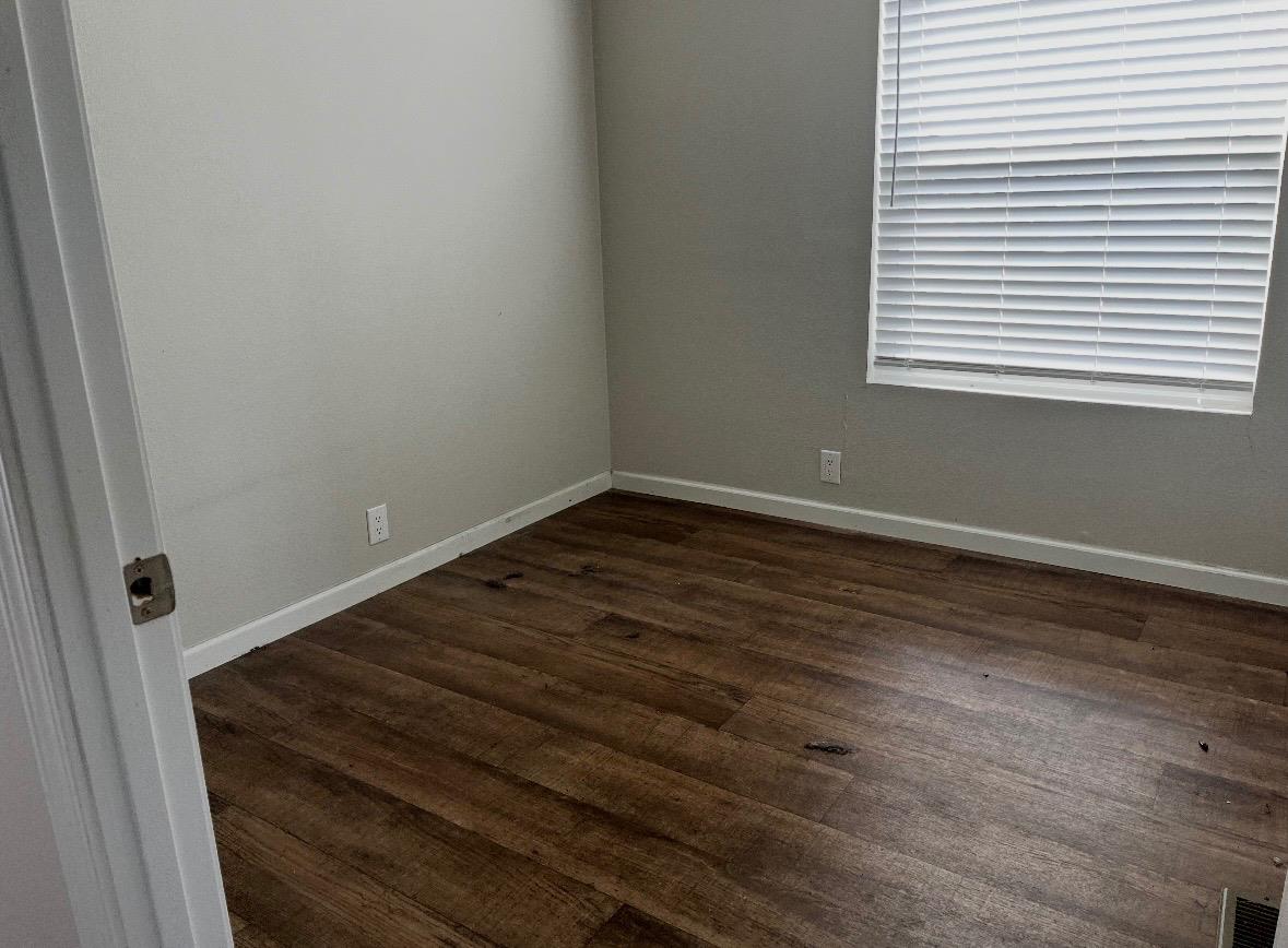 2206 E Tyler Ave, Fresno, CA 93701
