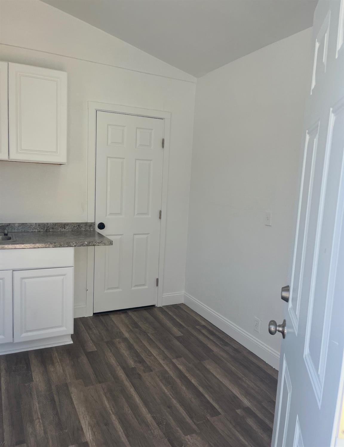 2206 E Tyler Ave, Fresno, CA 93701