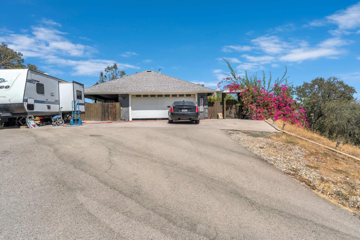 33686 NE Global Pl, Coarsegold, CA 93614
