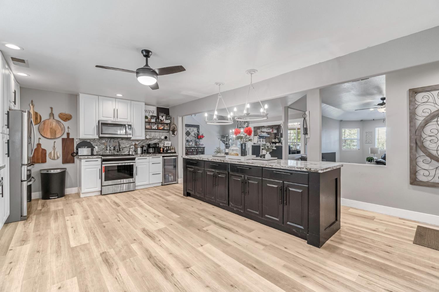 33686 NE Global Pl, Coarsegold, CA 93614