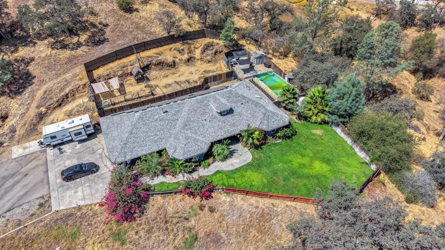 33686 NE Global Pl, Coarsegold, CA 93614