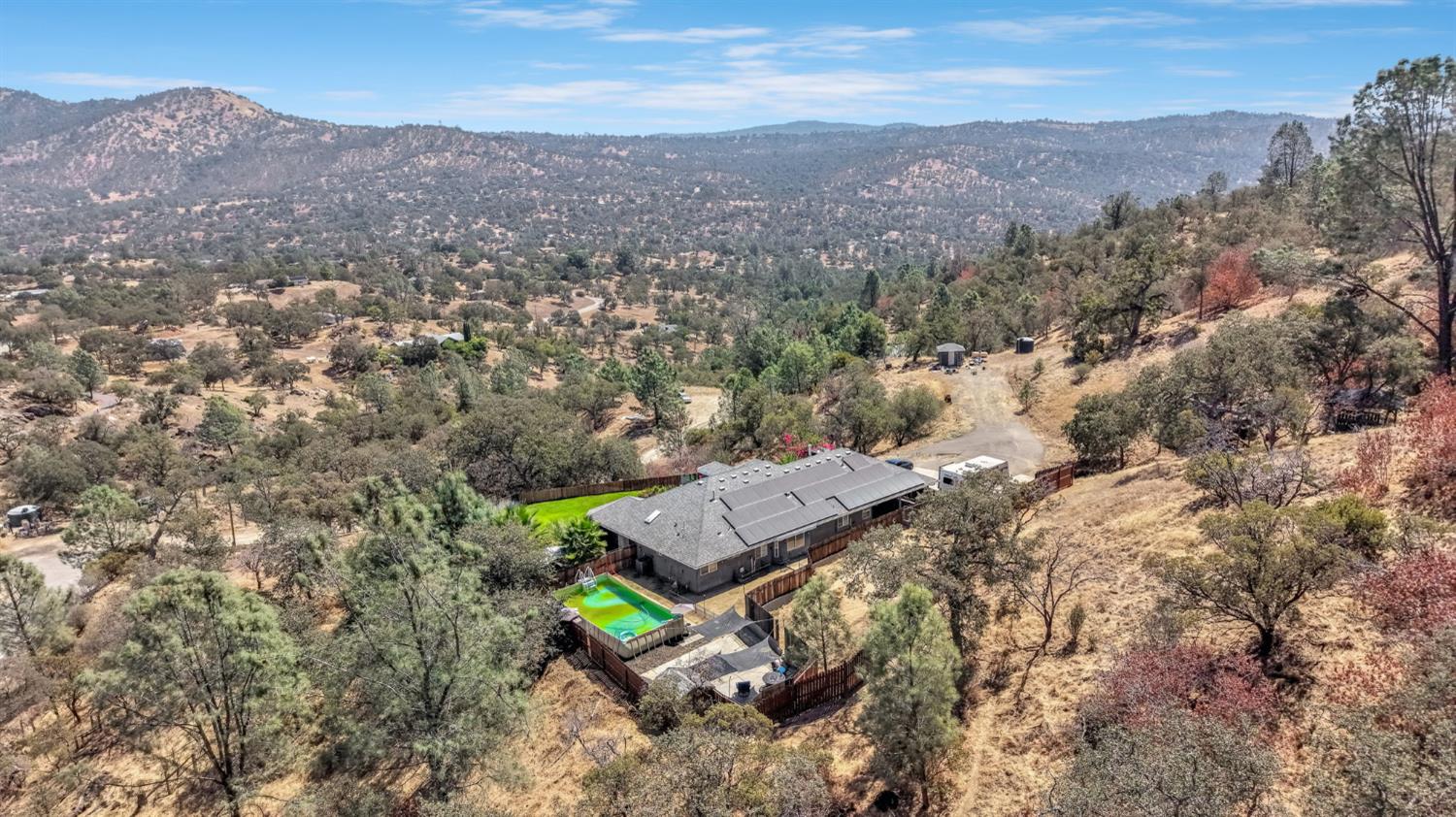 33686 NE Global Pl, Coarsegold, CA 93614