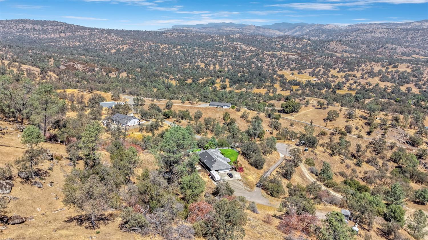 33686 NE Global Pl, Coarsegold, CA 93614