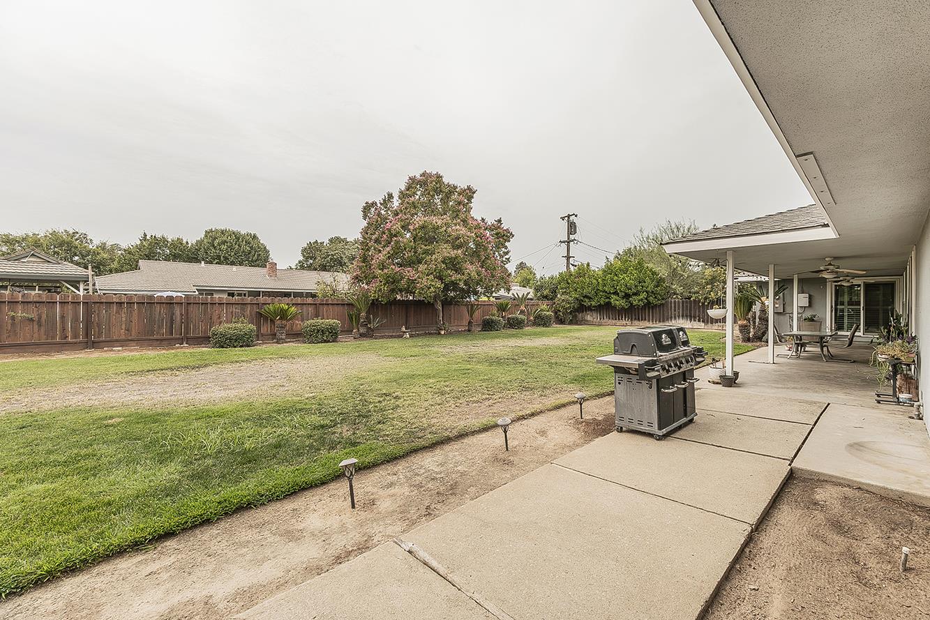 505 W Morris Ave, Fresno, CA 93704