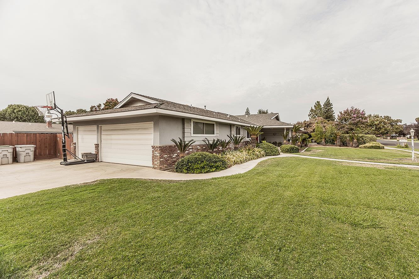 505 W Morris Ave, Fresno, CA 93704