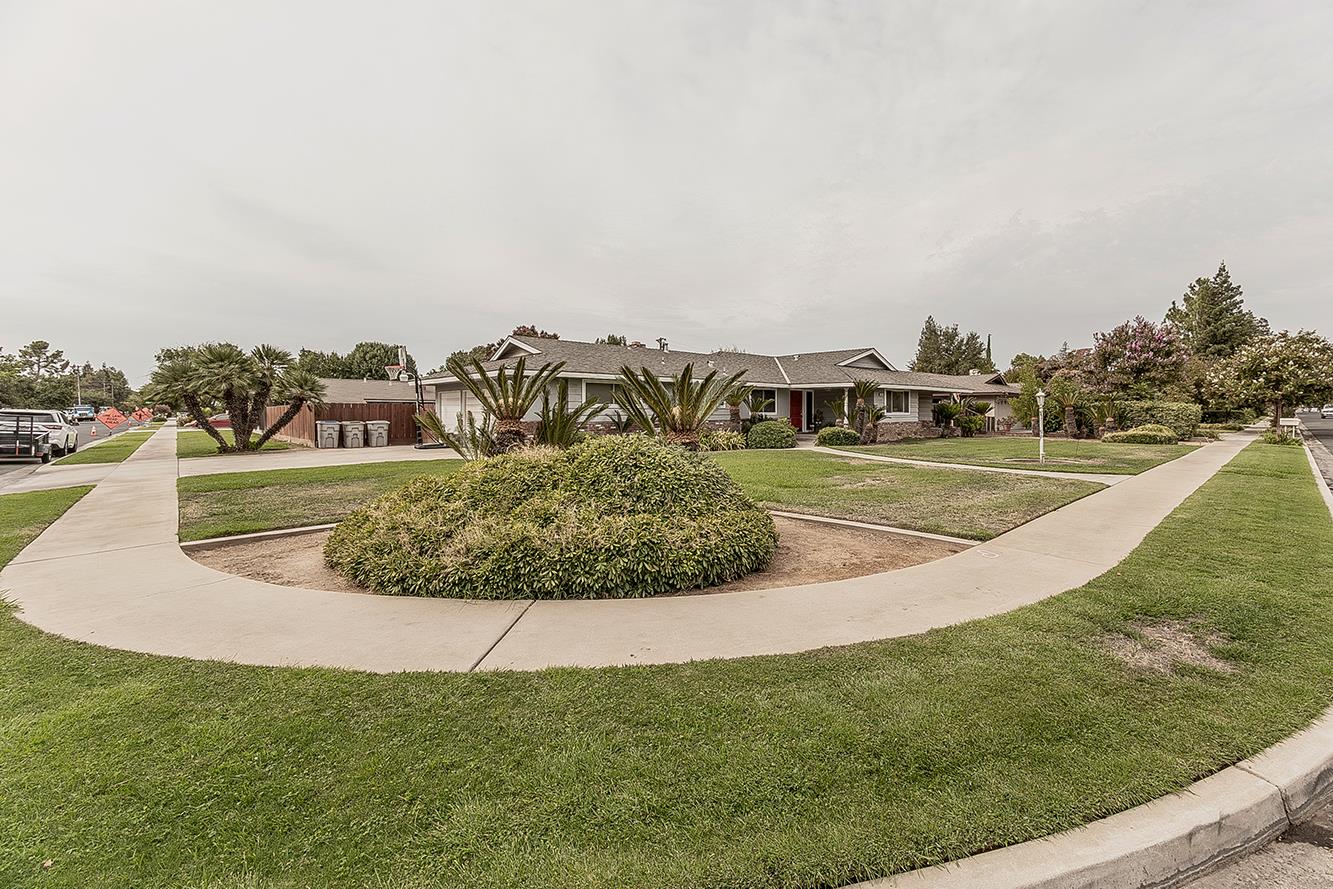 505 W Morris Ave, Fresno, CA 93704