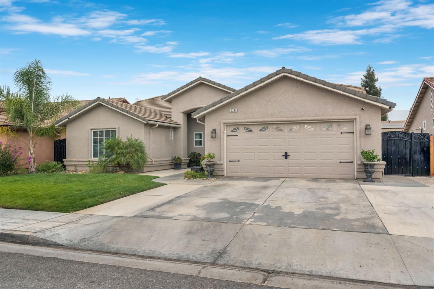 2270 Bay Ct, Madera, CA 93637