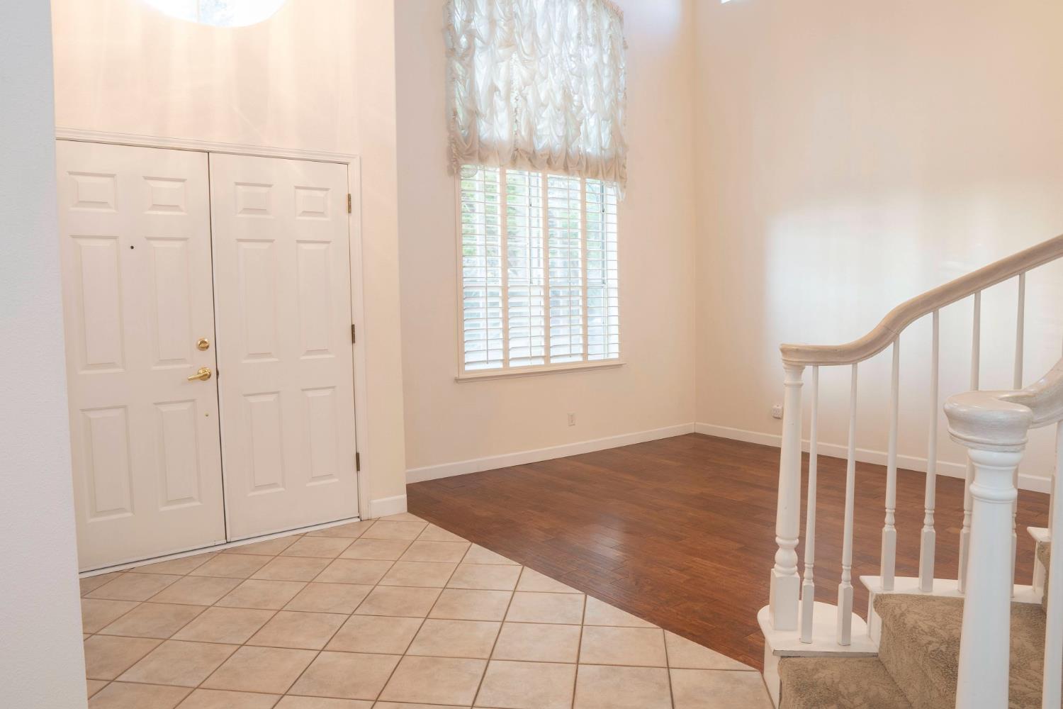 7638 N Bain Ave, Fresno, CA 93722