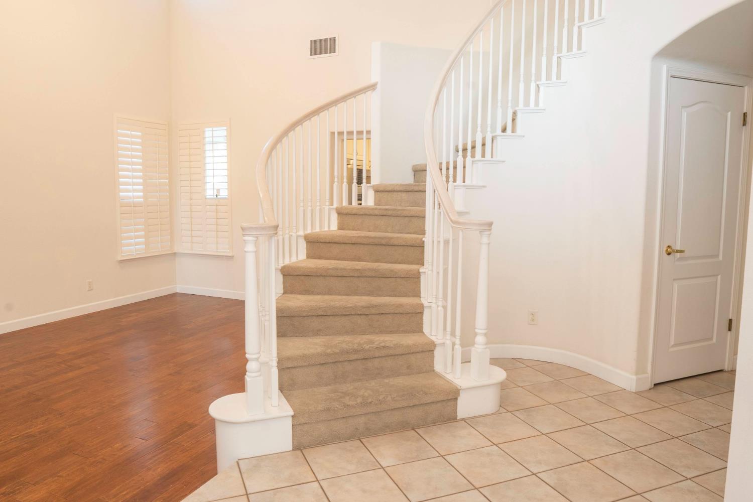 7638 N Bain Ave, Fresno, CA 93722