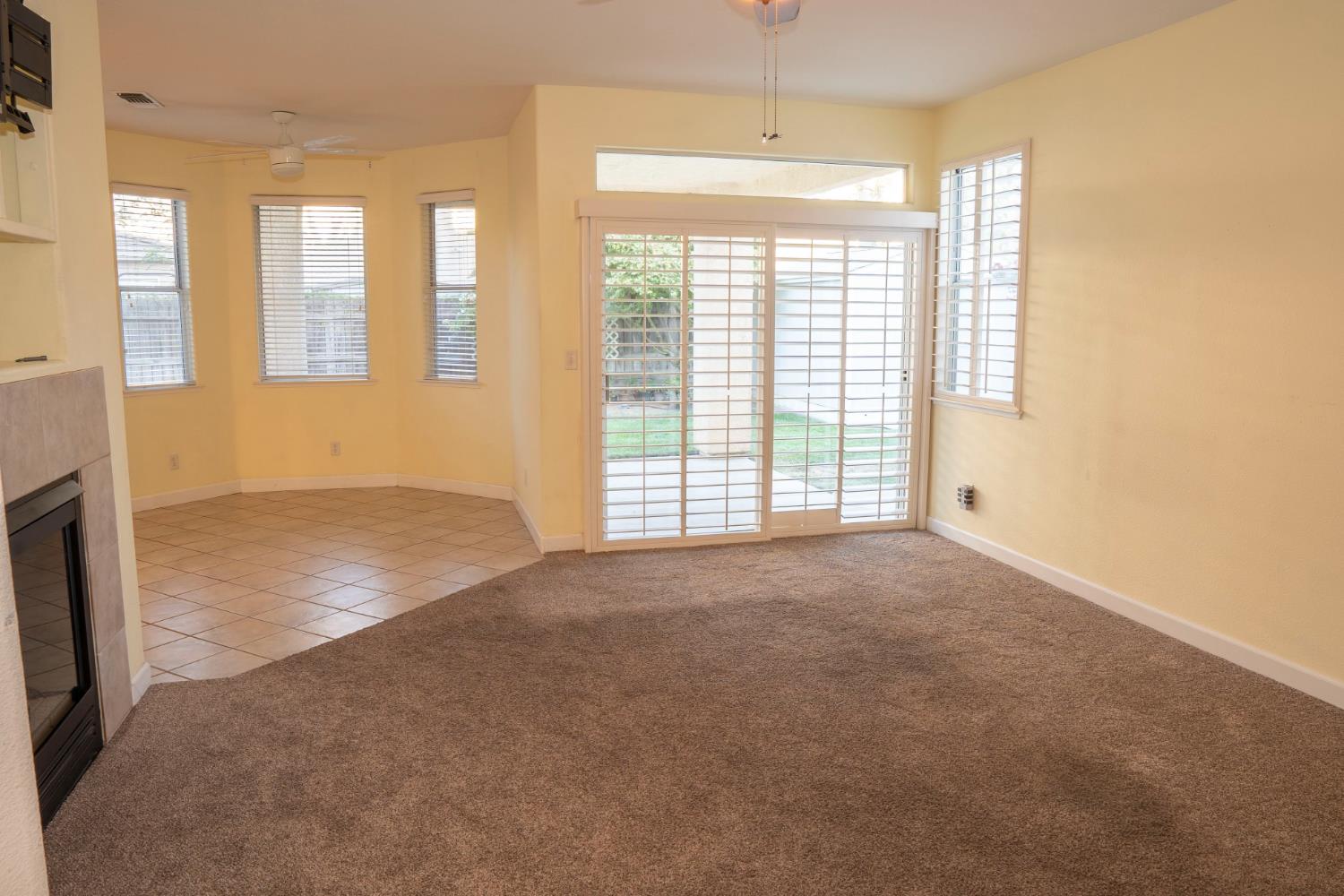 7638 N Bain Ave, Fresno, CA 93722