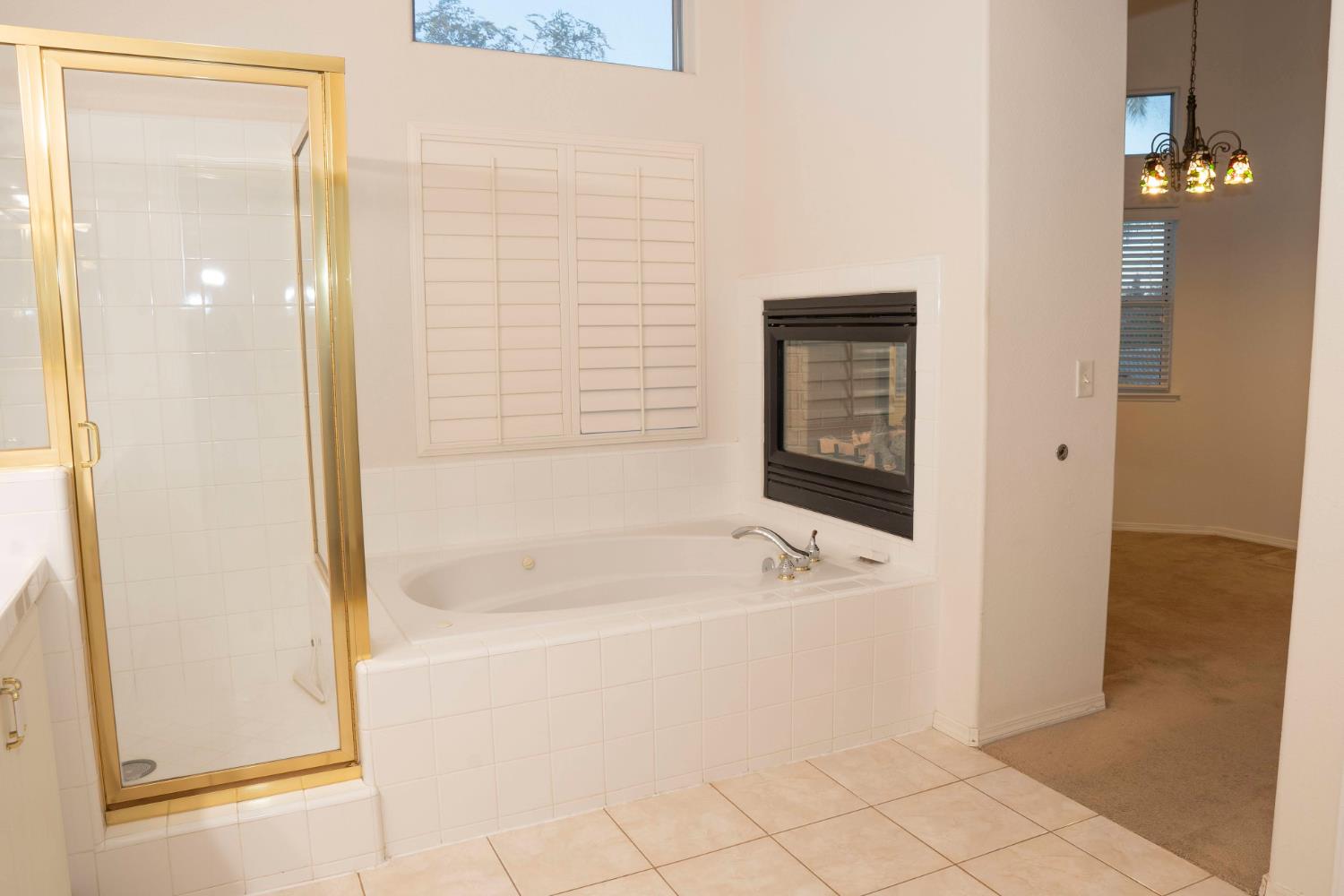 7638 N Bain Ave, Fresno, CA 93722