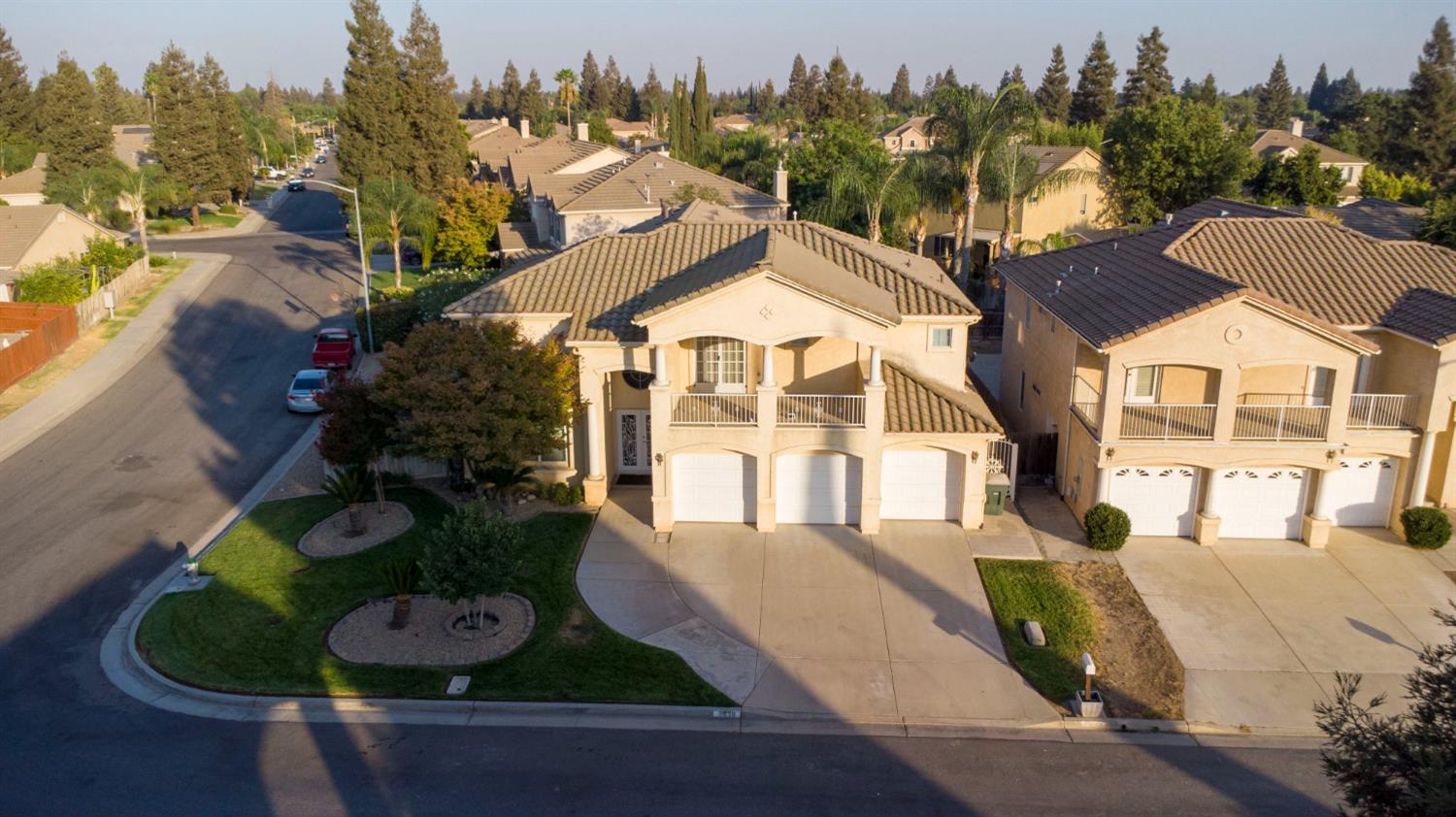7638 N Bain Ave, Fresno, CA 93722