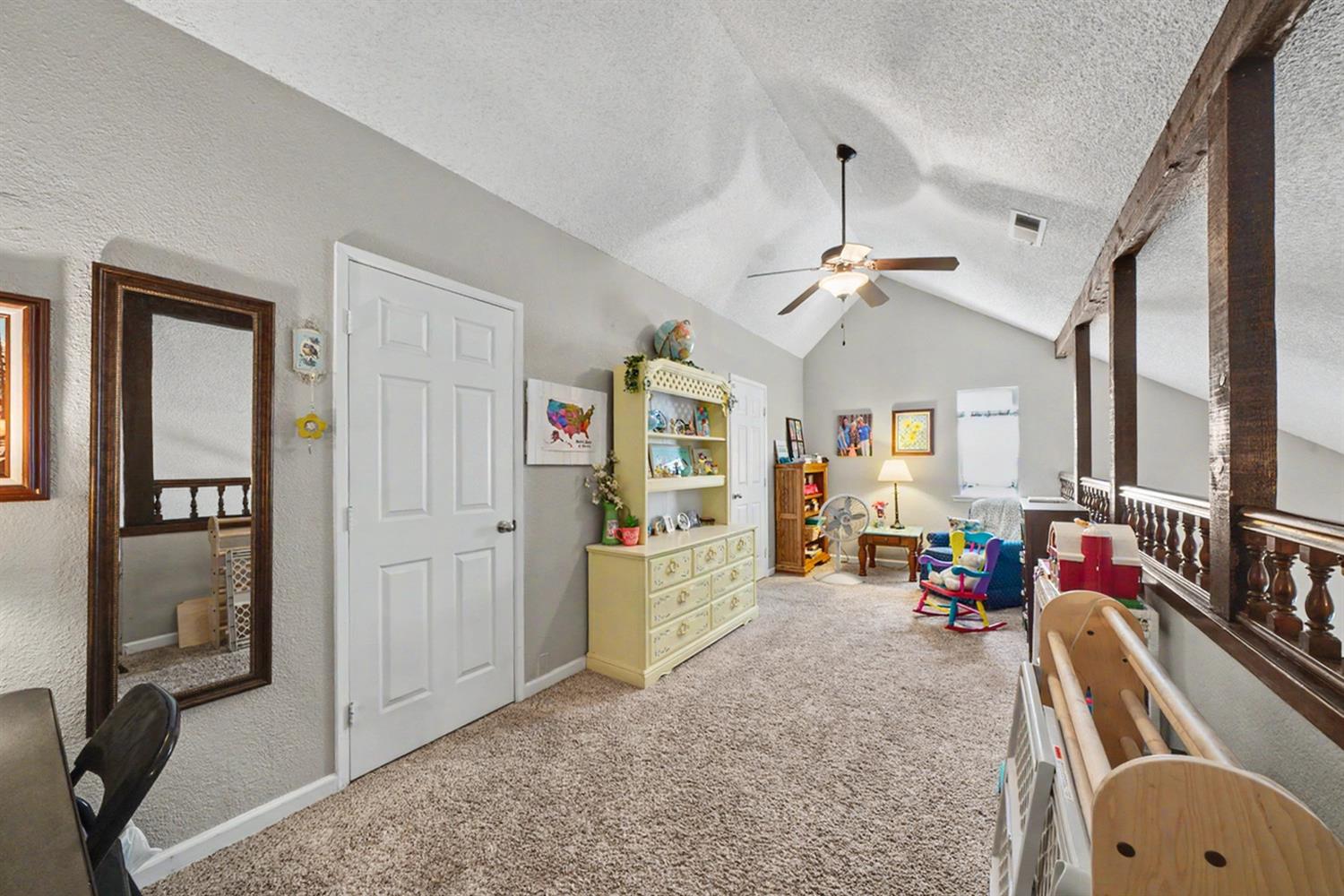 6185 N Mitre Ave, Fresno, CA 93722