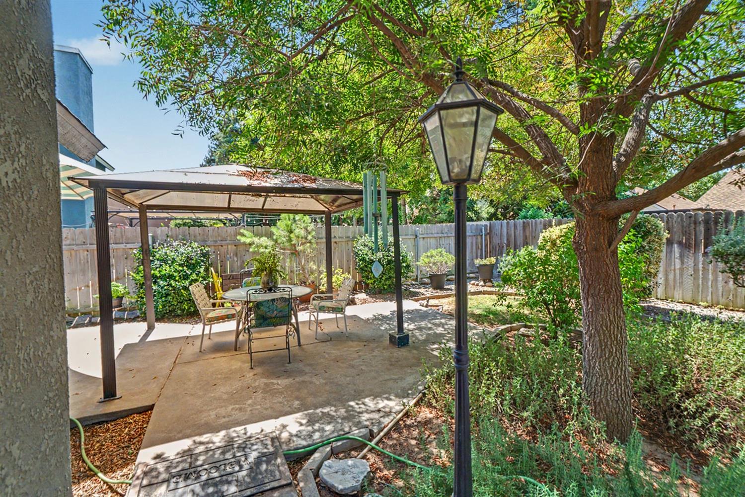 6185 N Mitre Ave, Fresno, CA 93722