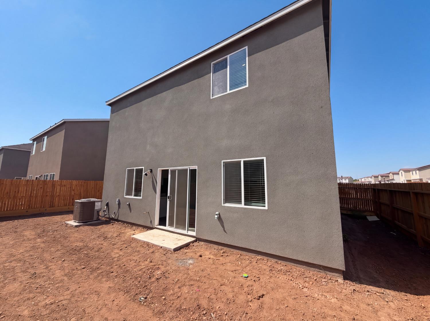 4496 Bellaire Ave, Clovis, CA 93619