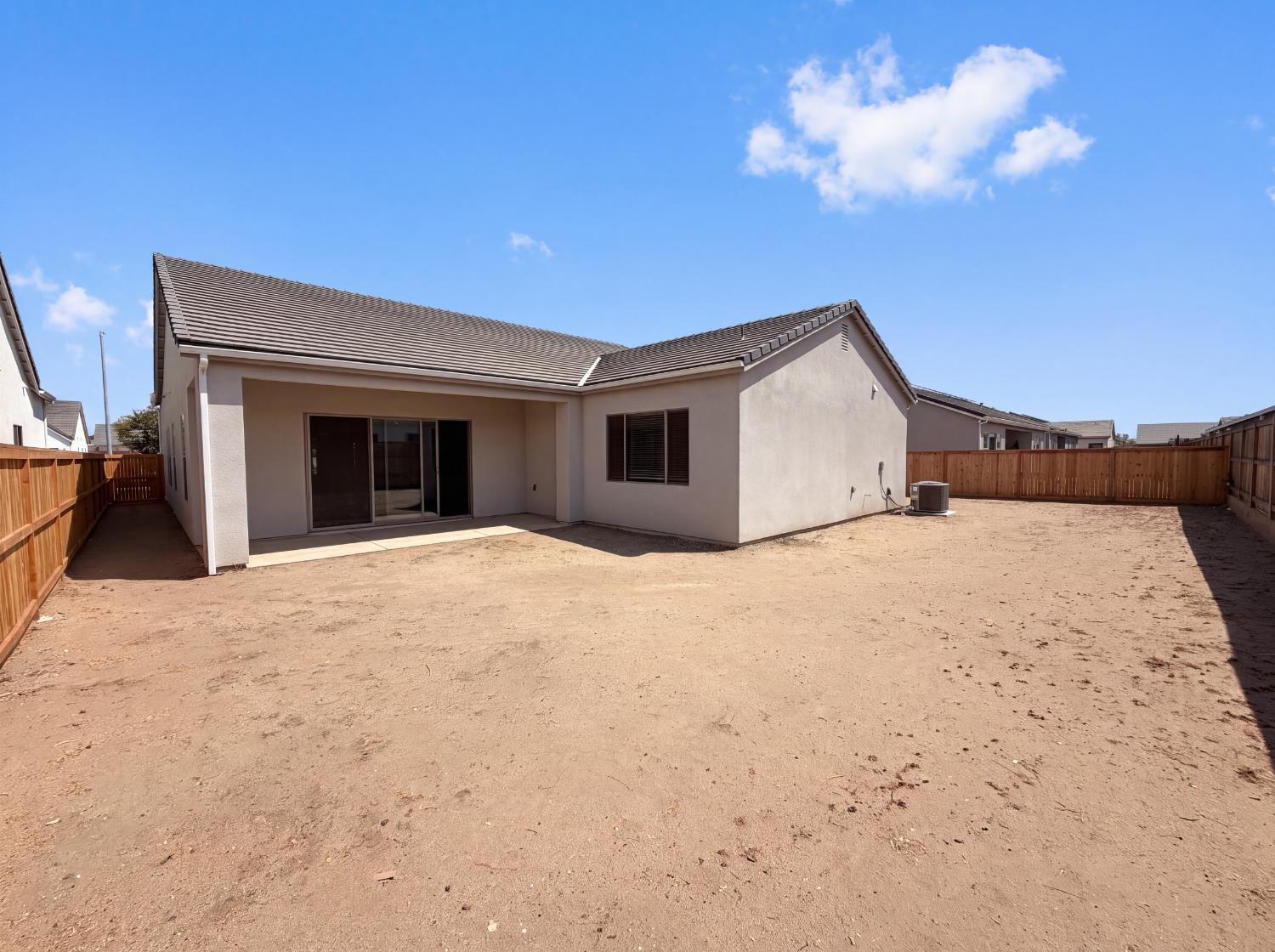 2246 N Marion Ave, Clovis, CA 93619