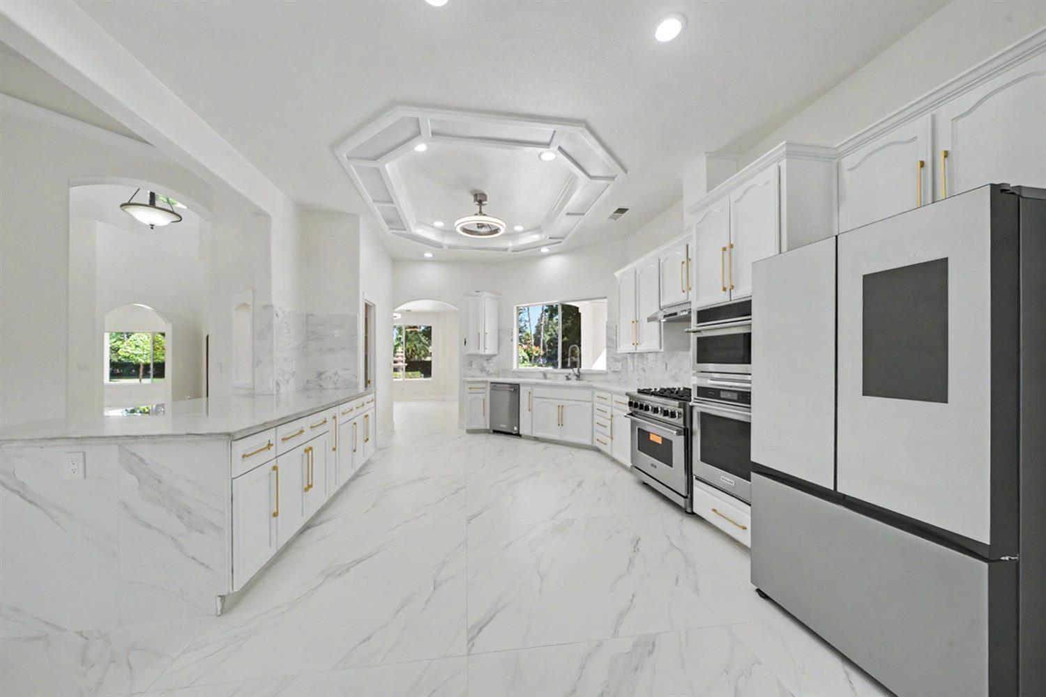 7879 E Garland Ave, Fresno, CA 93737