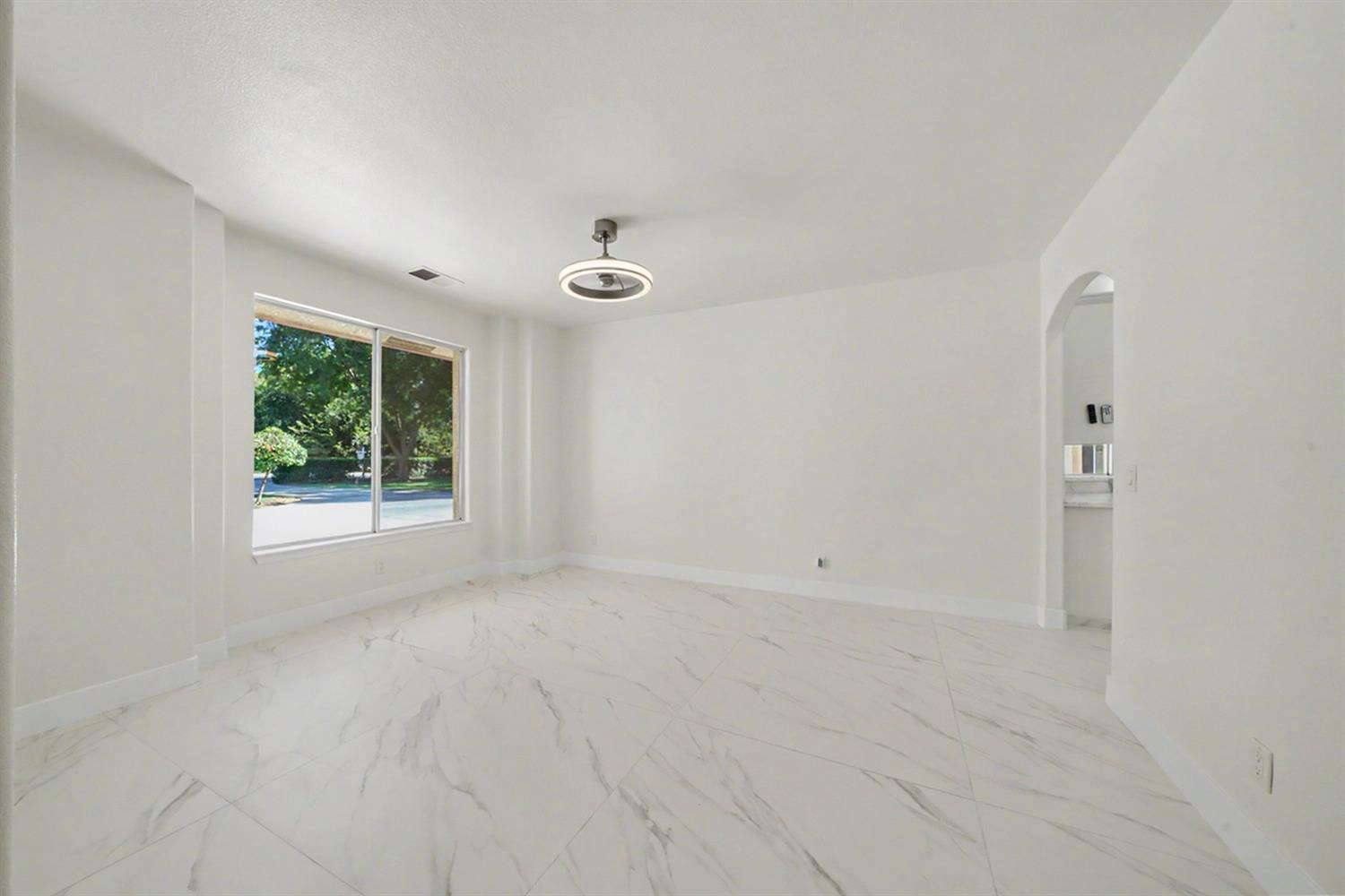 7879 E Garland Ave, Fresno, CA 93737