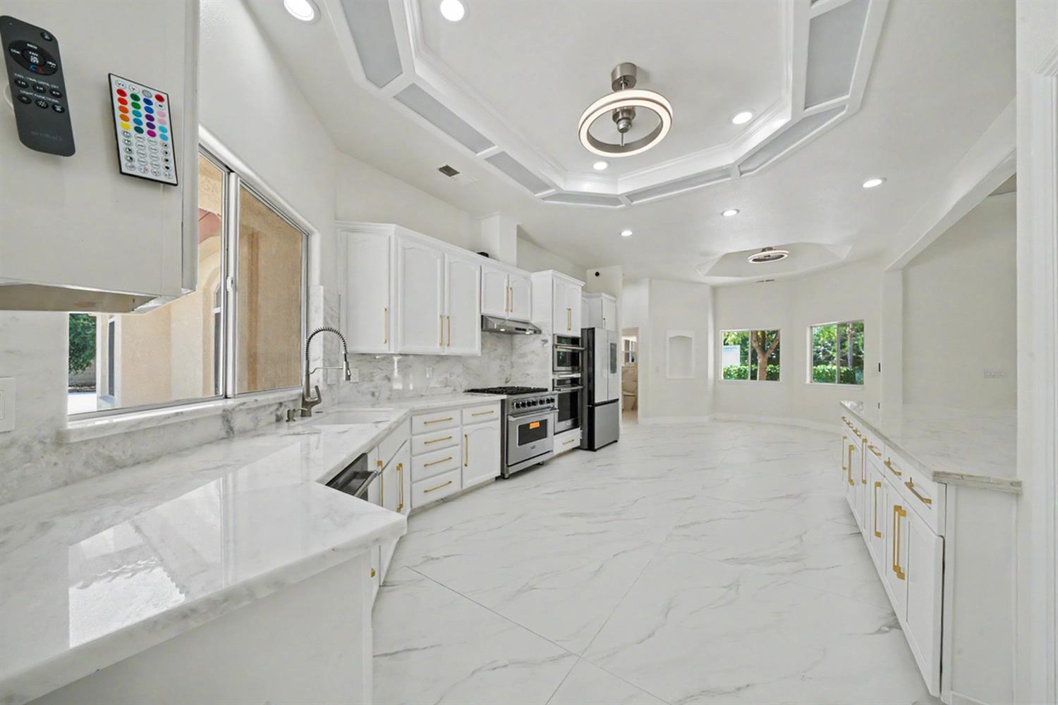 7879 E Garland Ave, Fresno, CA 93737