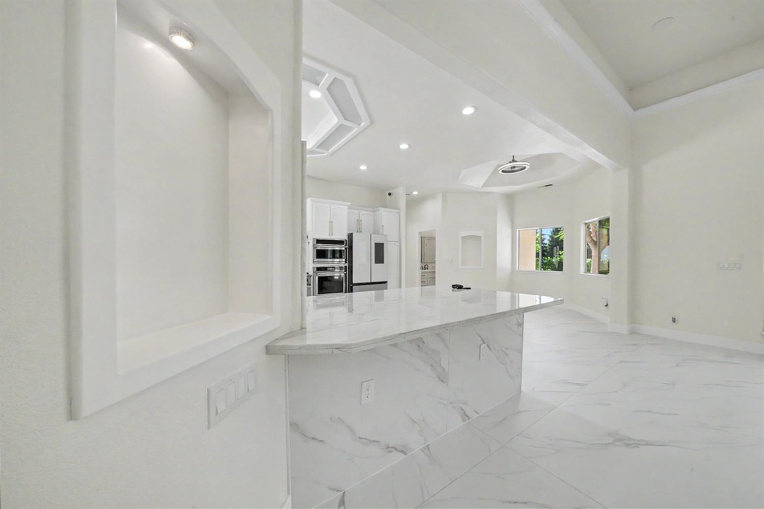 7879 E Garland Ave, Fresno, CA 93737