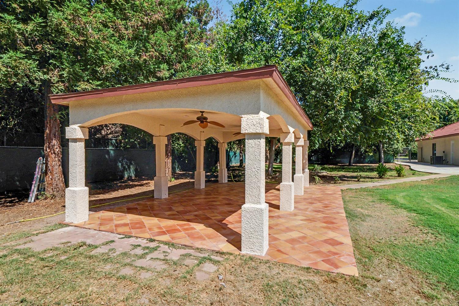 7879 E Garland Ave, Fresno, CA 93737