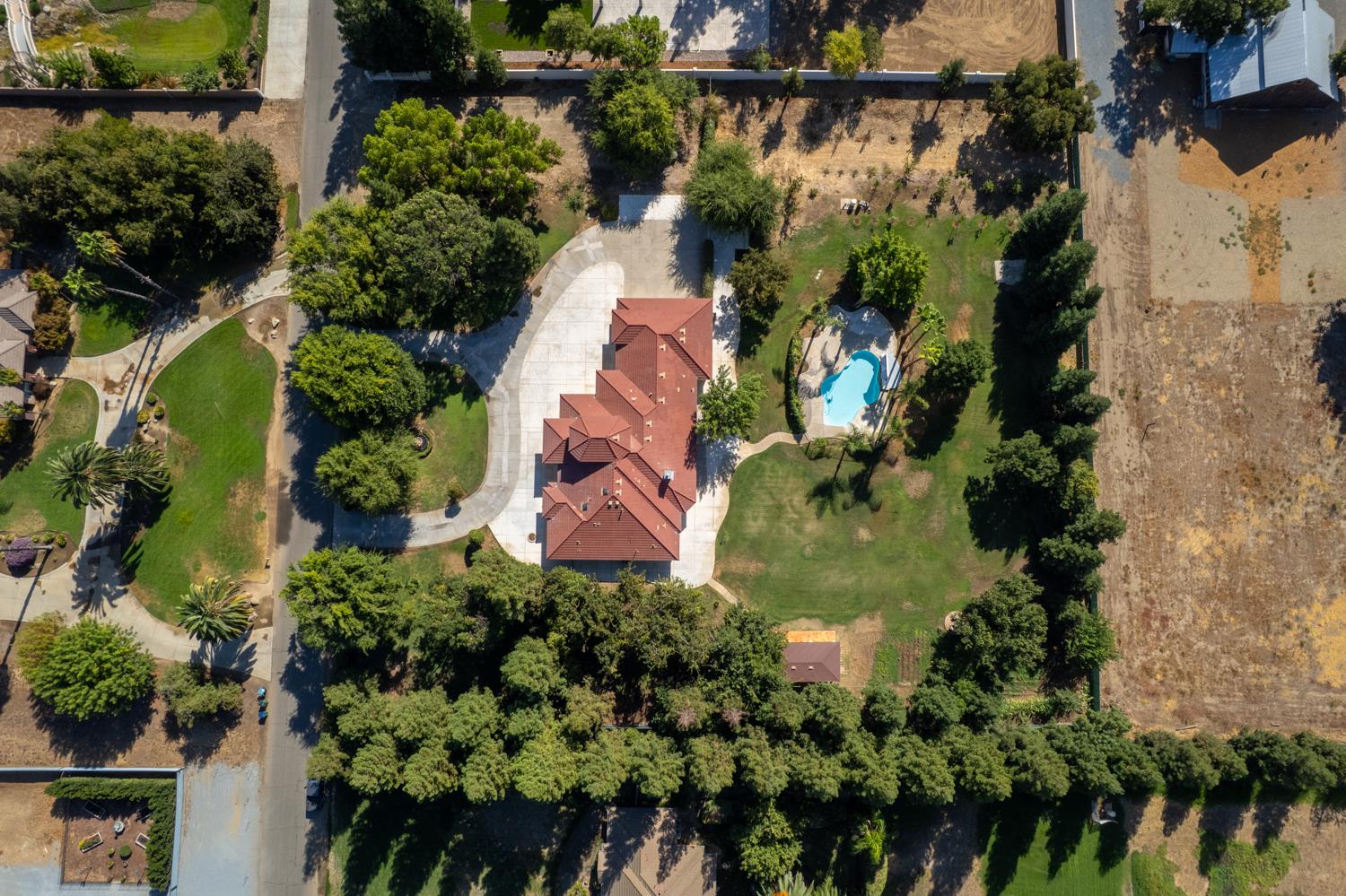 7879 E Garland Ave, Fresno, CA 93737