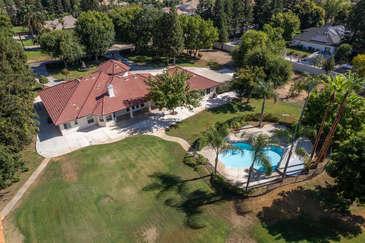 7879 E Garland Ave, Fresno, CA 93737