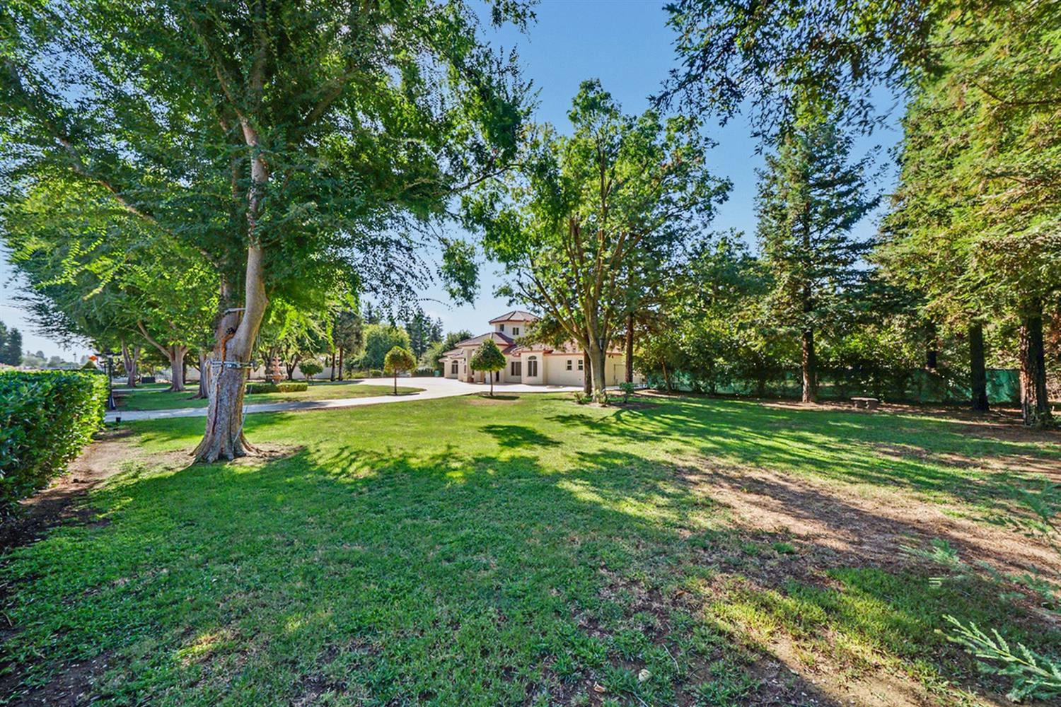 7879 E Garland Ave, Fresno, CA 93737