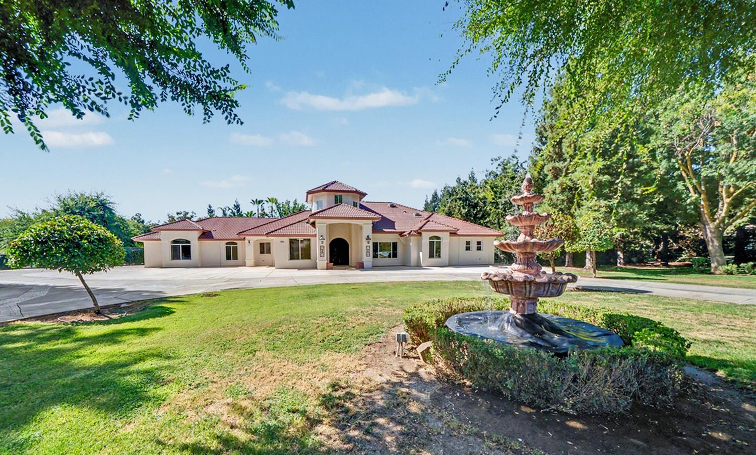 7879 E Garland Ave, Fresno, CA 93737