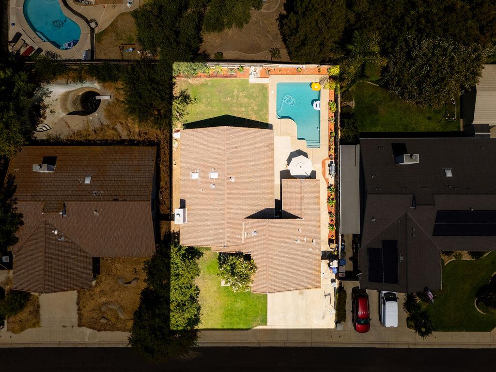 2253 Menlo Ave, Clovis, CA 93611