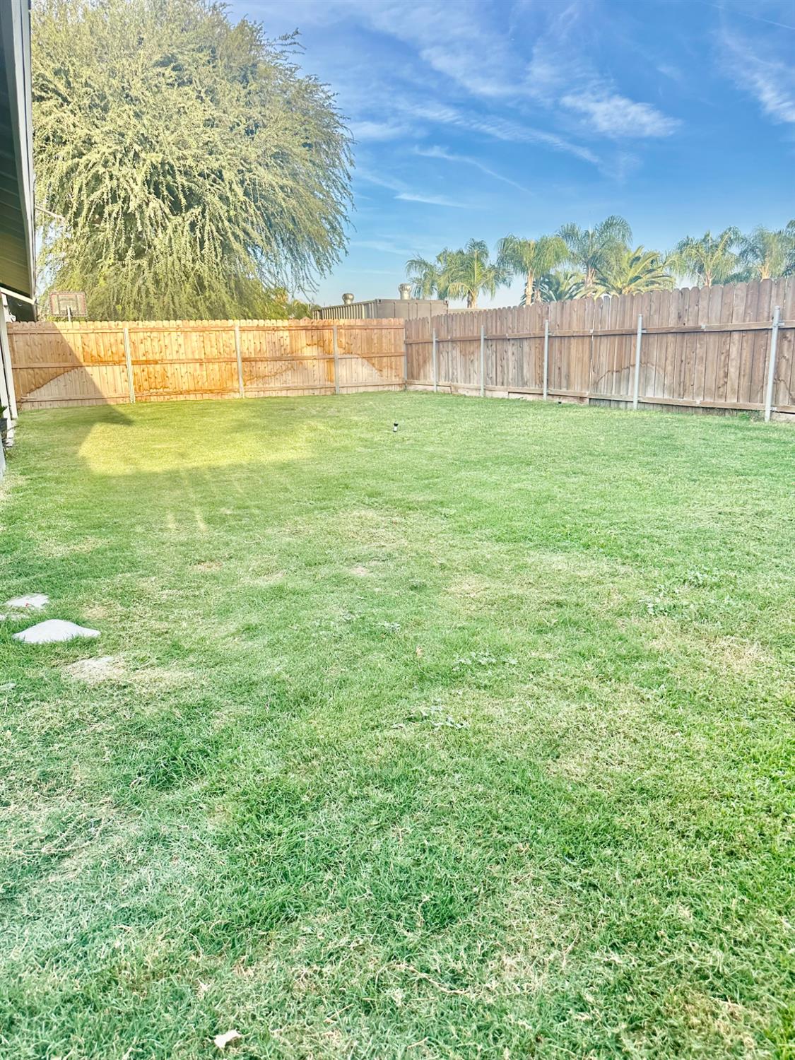 1183 W Glenn Ct, Porterville, CA 93257