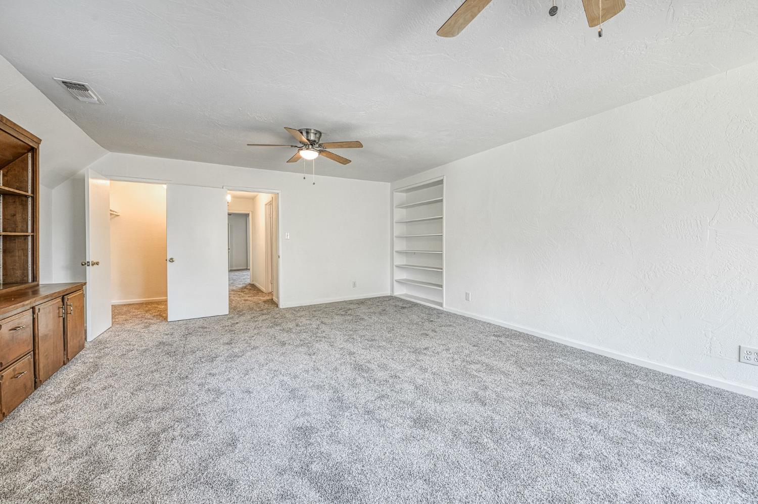 823 E University Ave, Fresno, CA 93704